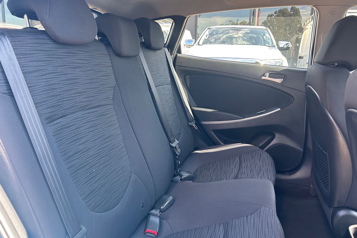 2019 Hyundai Accent Sport RB6