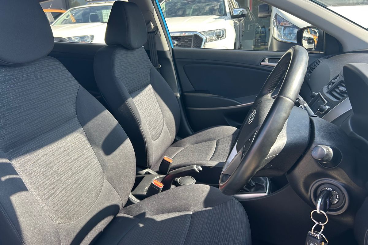 2019 Hyundai Accent Sport RB6