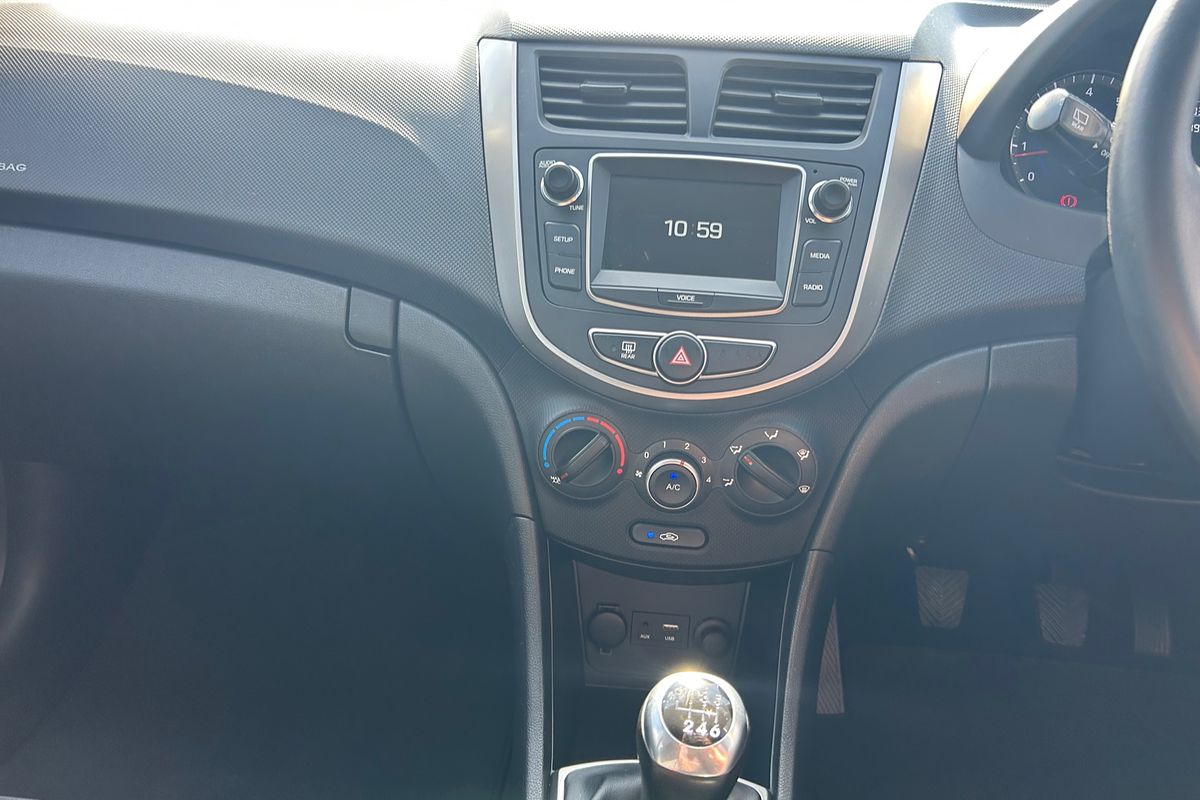 2019 Hyundai Accent Sport RB6