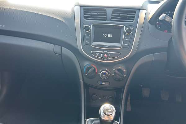 2019 Hyundai Accent Sport RB6