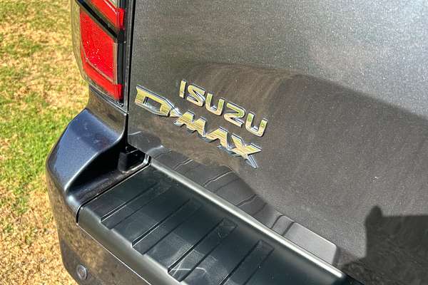 2025 Isuzu D-MAX LS-U+ 4X4