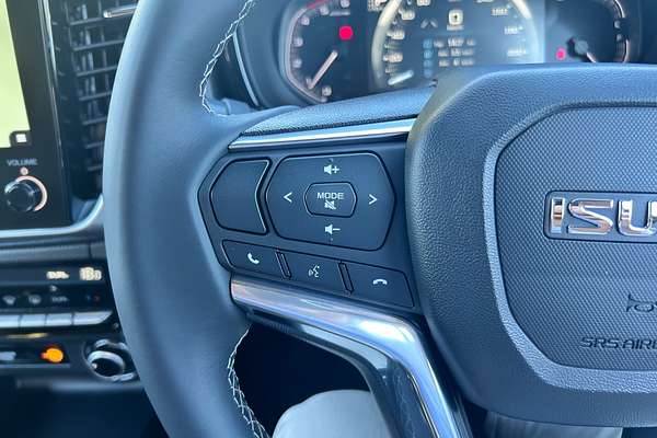 2025 Isuzu D-MAX LS-U+ 4X4
