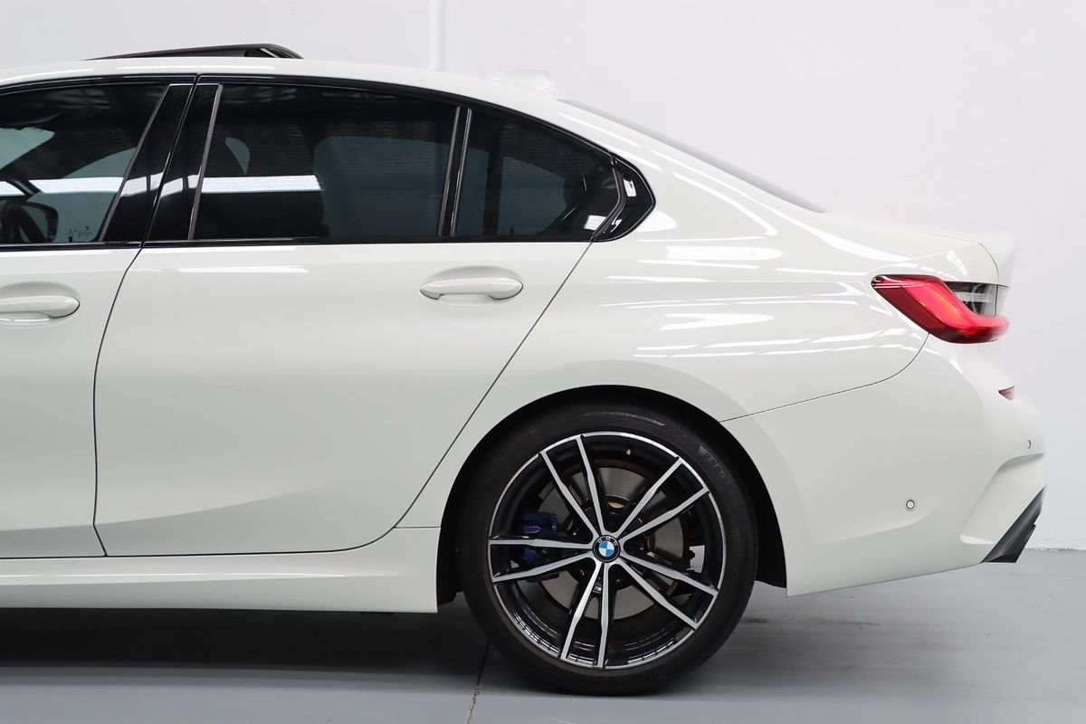 2019 BMW 3 Series 330i M Sport G20