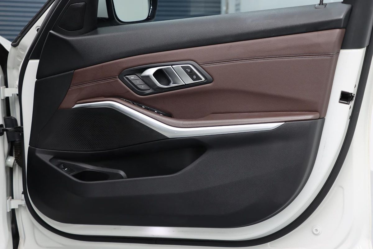 2019 BMW 3 Series 330i M Sport G20
