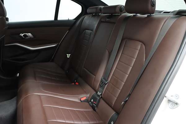 2019 BMW 3 Series 330i M Sport G20