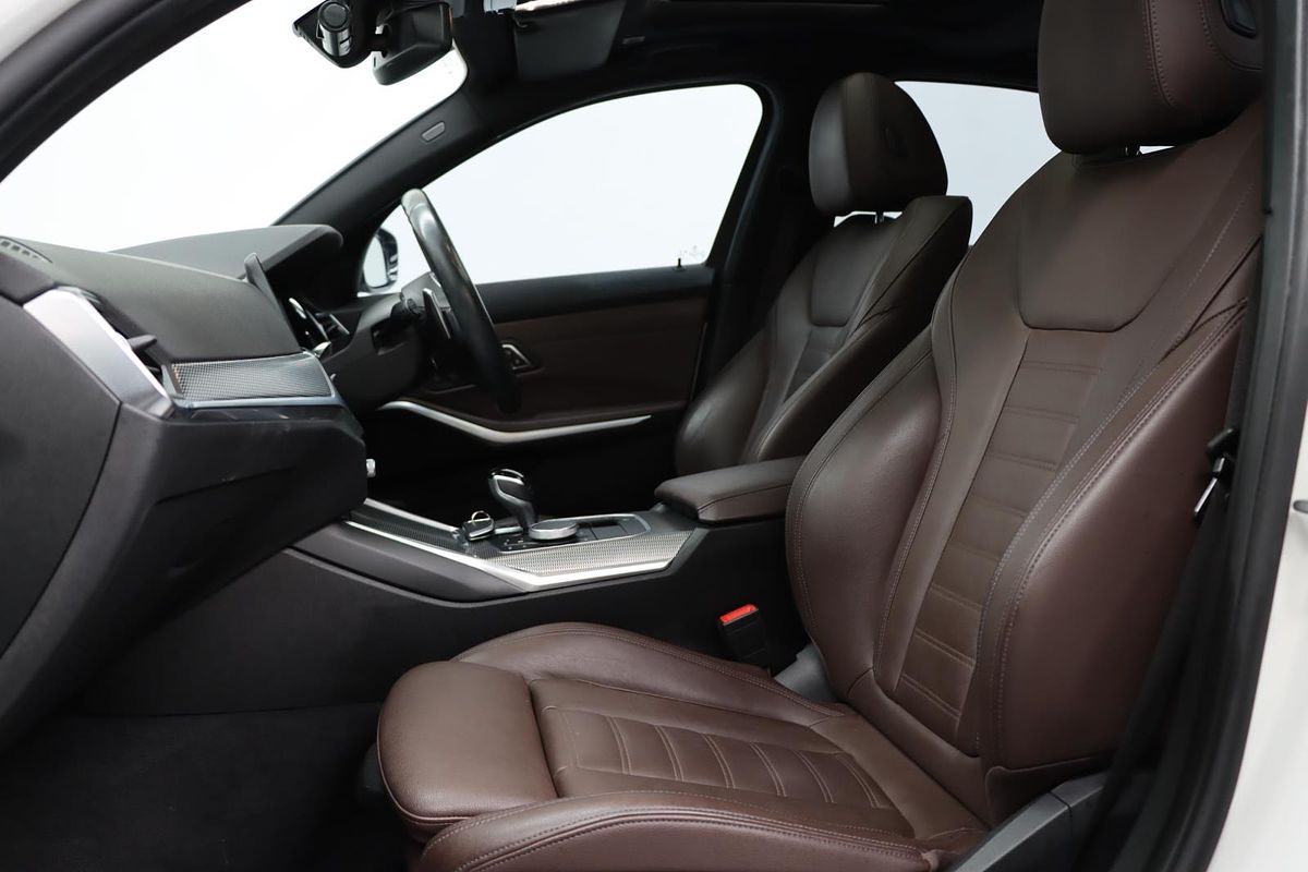 2019 BMW 3 Series 330i M Sport G20