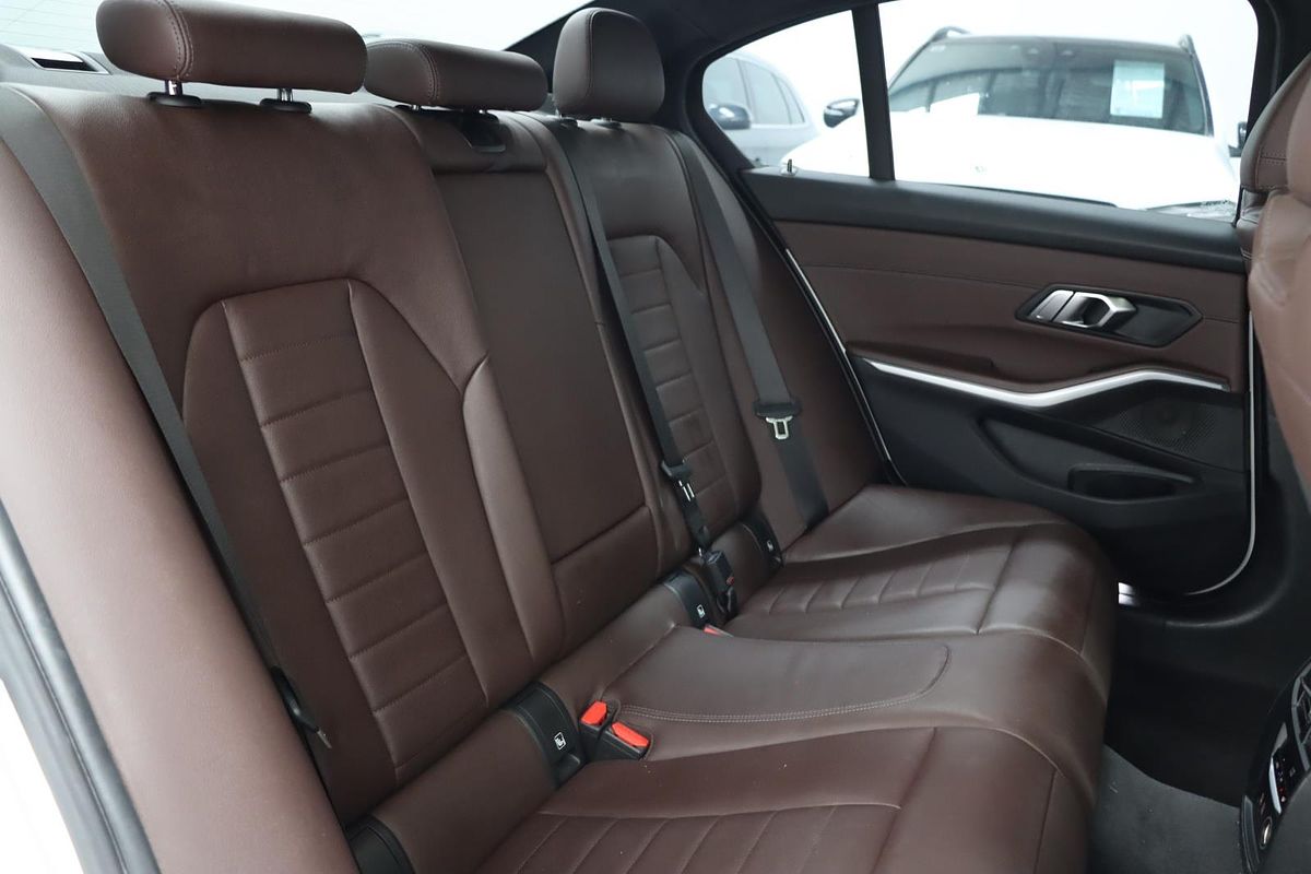 2019 BMW 3 Series 330i M Sport G20