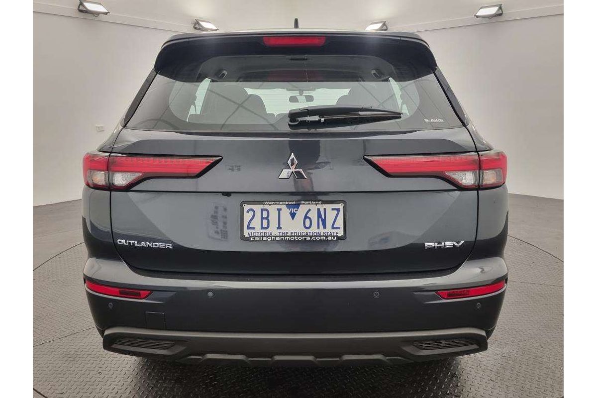 2024 Mitsubishi Outlander PHEV ES ZM