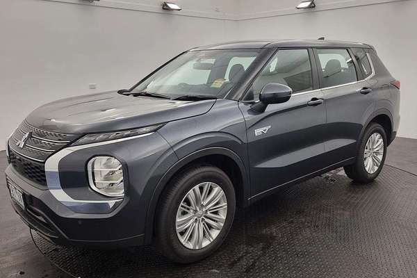 2024 Mitsubishi Outlander PHEV ES ZM