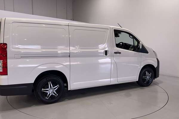 2021 Toyota Hiace GDH300R LWB