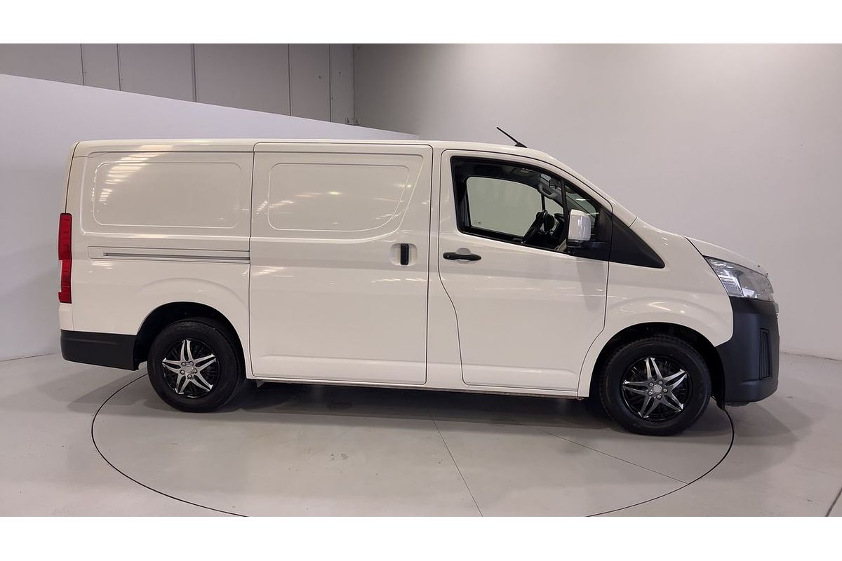 2021 Toyota Hiace GDH300R LWB