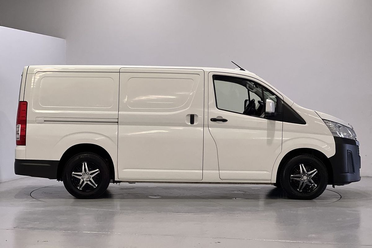 2021 Toyota Hiace GDH300R LWB