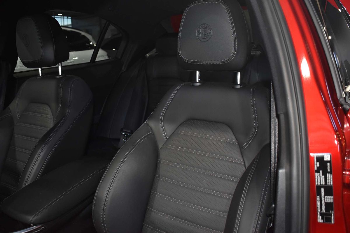 2023 Alfa Romeo Giulia Quadrifoglio Series 4