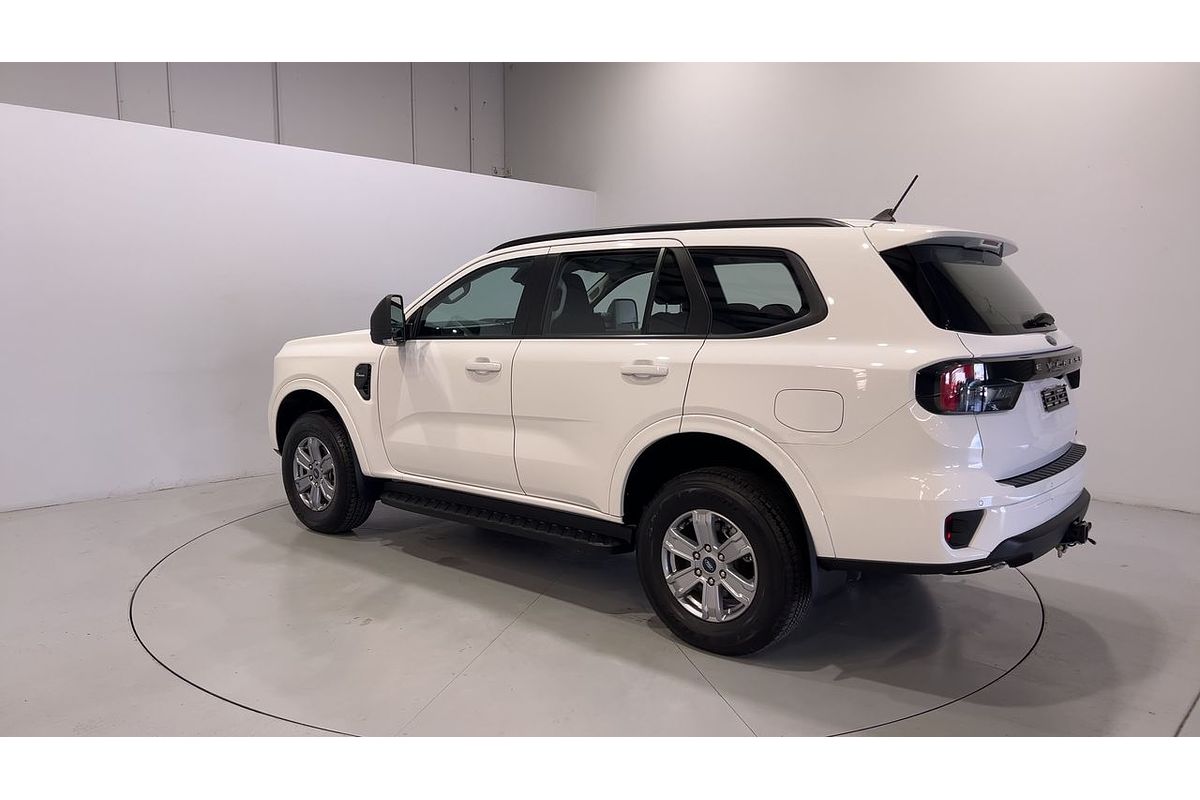 2022 Ford Everest Ambiente