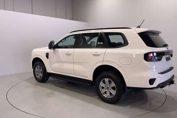 2022 Ford Everest Ambiente
