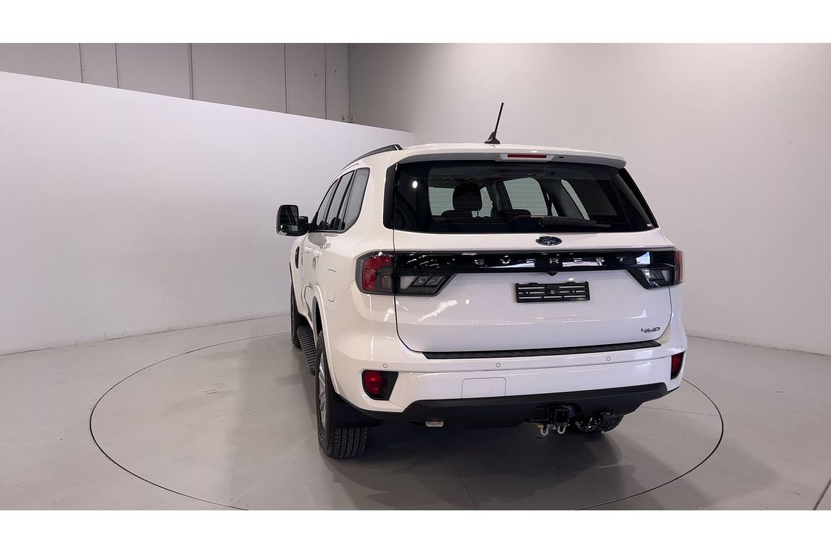 2022 Ford Everest Ambiente