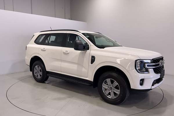 2022 Ford Everest Ambiente