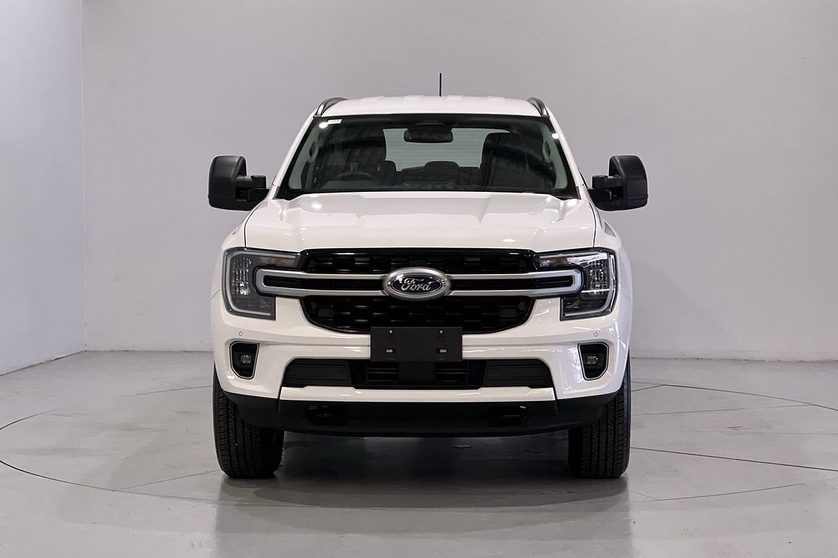 2022 Ford Everest Ambiente