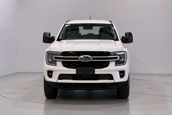 2022 Ford Everest Ambiente