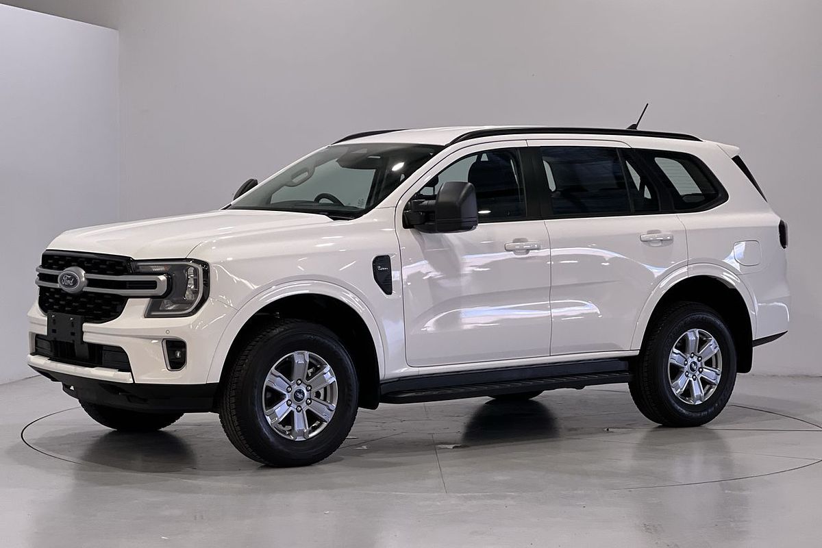 2022 Ford Everest Ambiente