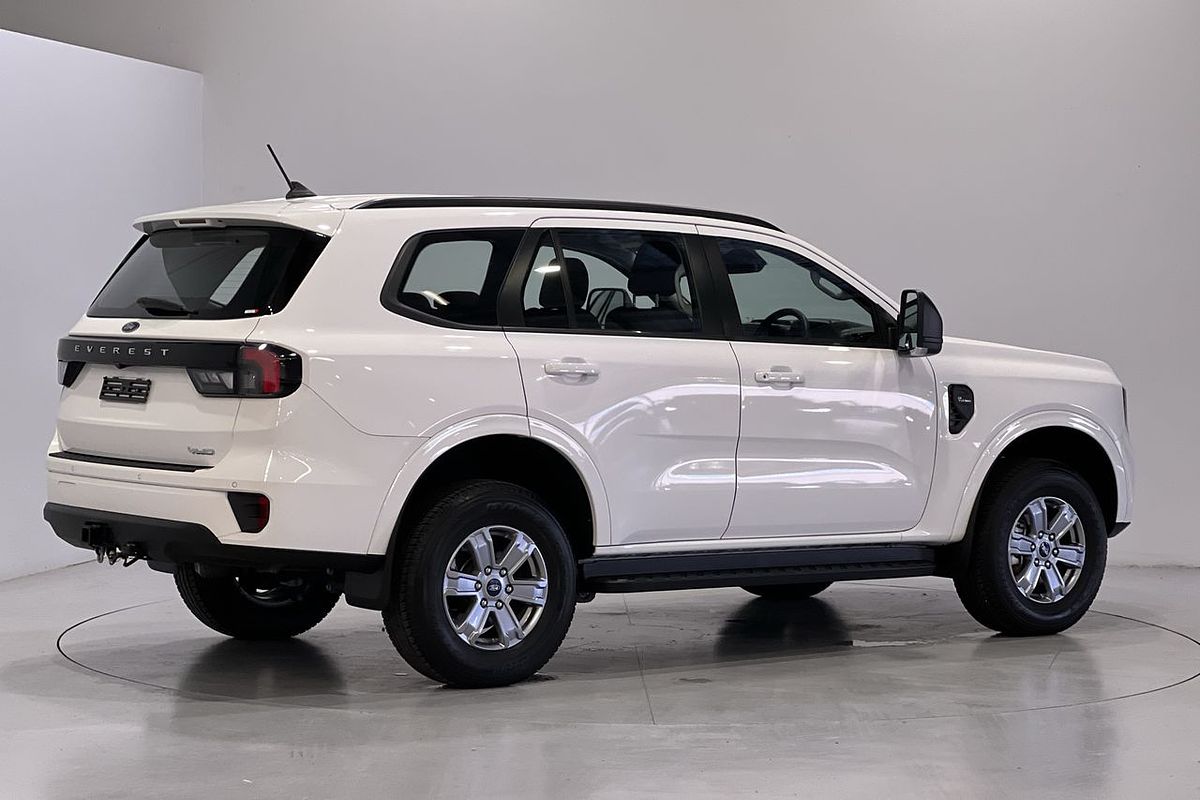 2022 Ford Everest Ambiente