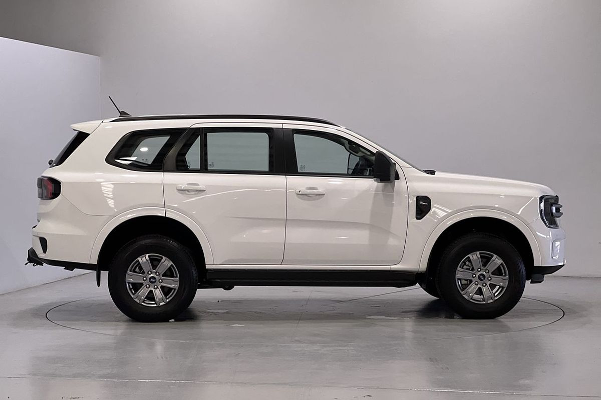 2022 Ford Everest Ambiente