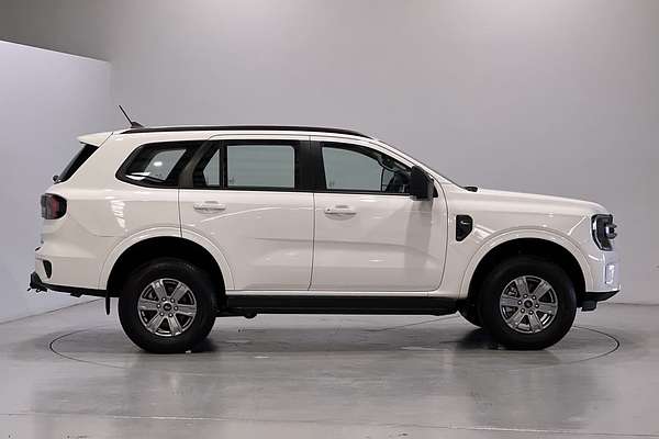 2022 Ford Everest Ambiente