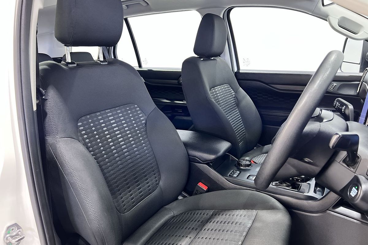 2022 Ford Everest Ambiente