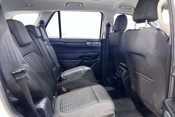 2022 Ford Everest Ambiente