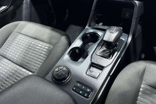 2022 Ford Everest Ambiente