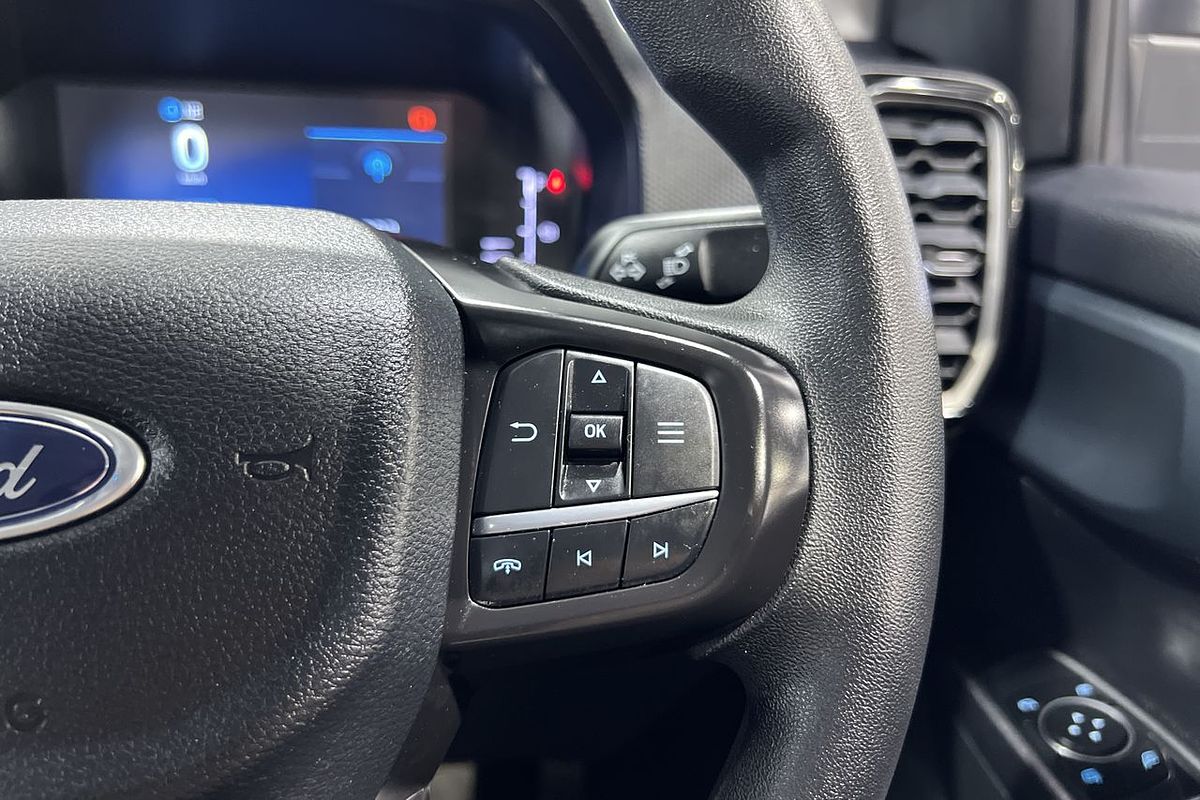 2022 Ford Everest Ambiente