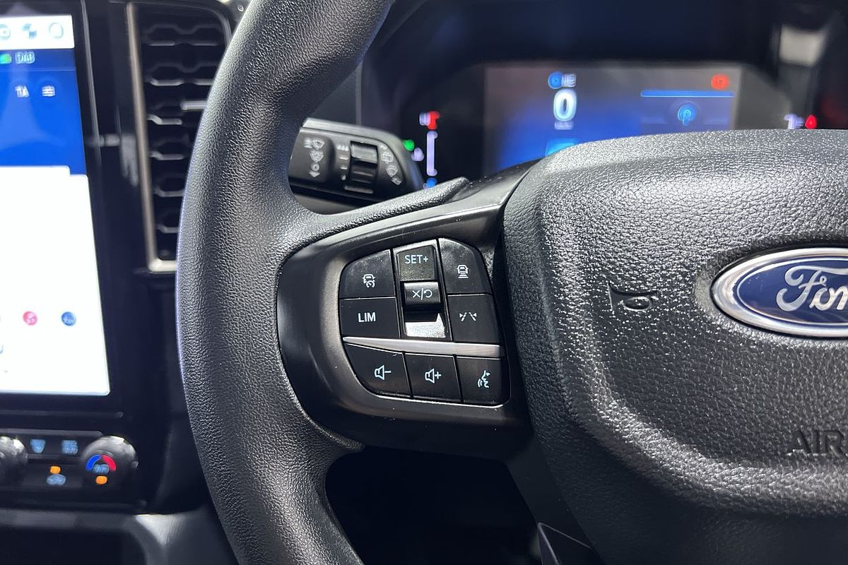 2022 Ford Everest Ambiente