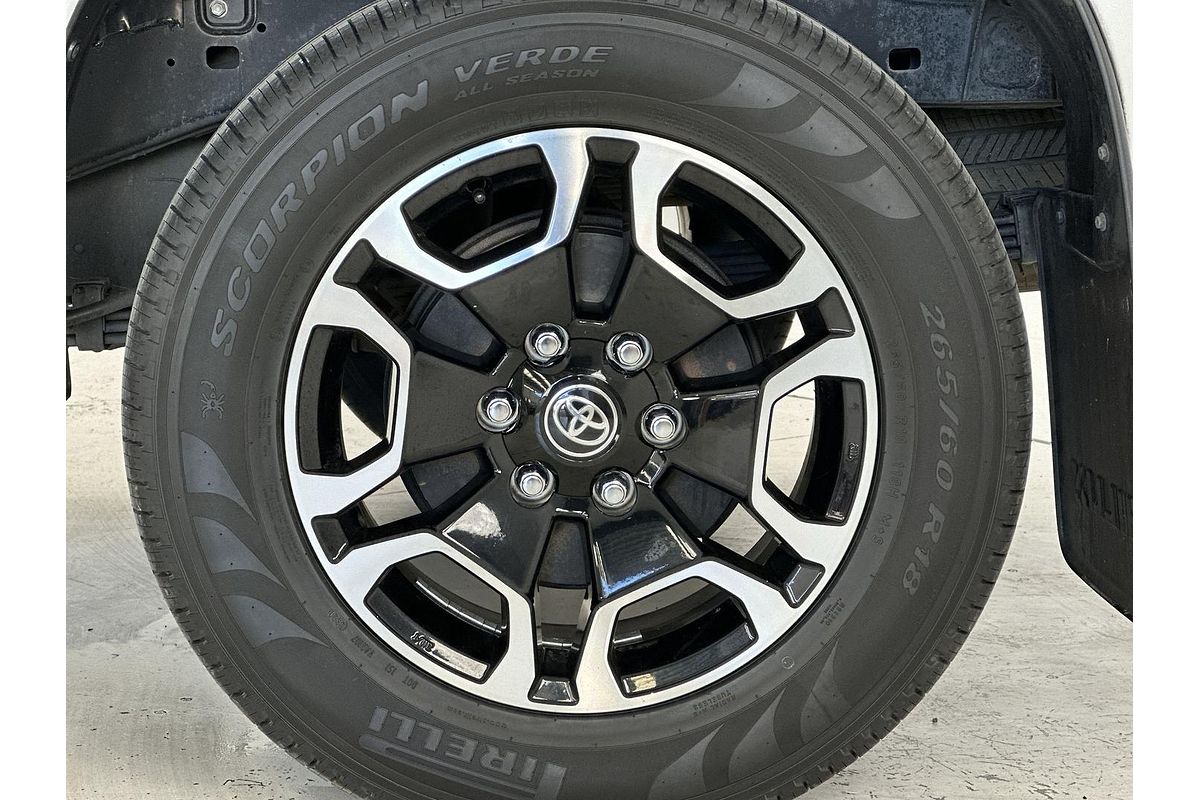 2021 Toyota Hilux SR5 GUN126R 4X4