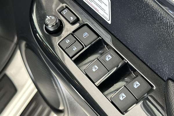 2021 Toyota Hilux SR5 GUN126R 4X4