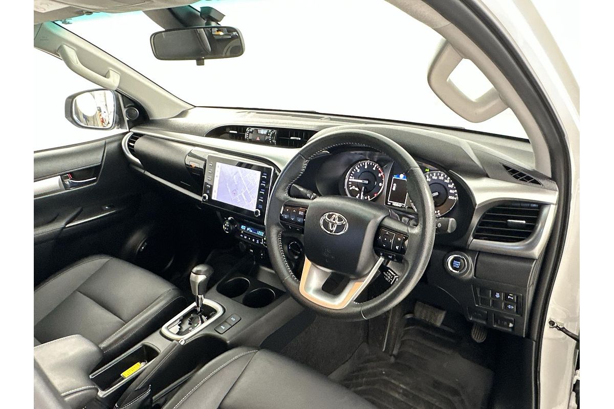 2021 Toyota Hilux SR5 GUN126R 4X4