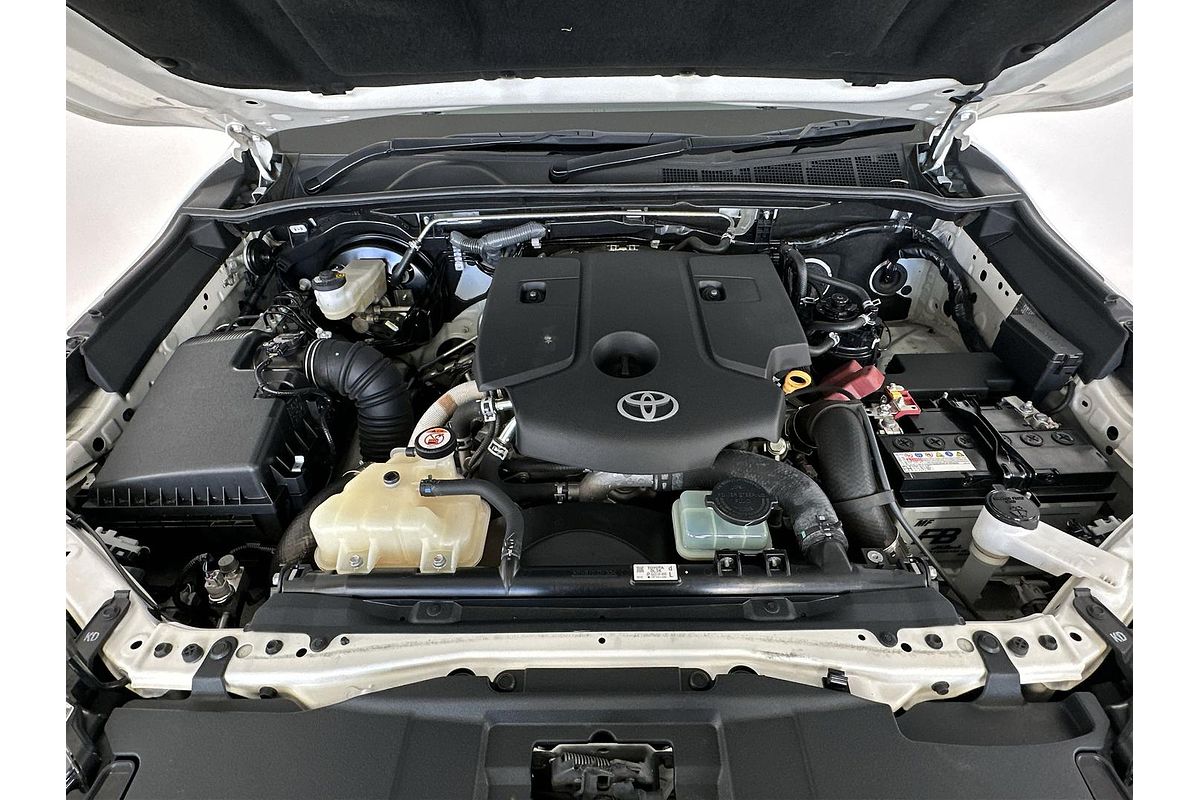 2021 Toyota Hilux SR5 GUN126R 4X4