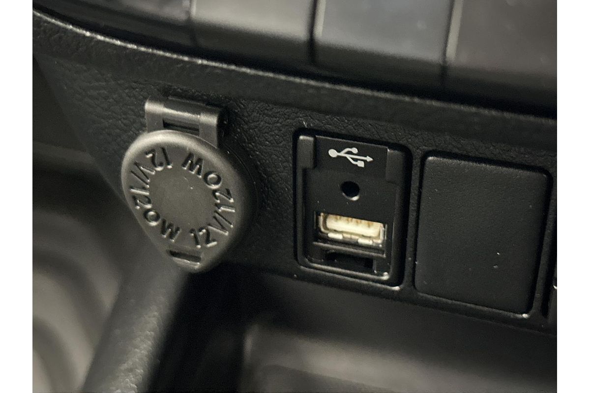 2021 Toyota Hilux SR5 GUN126R 4X4
