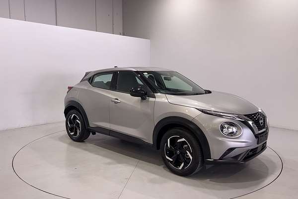 2023 Nissan JUKE ST F16