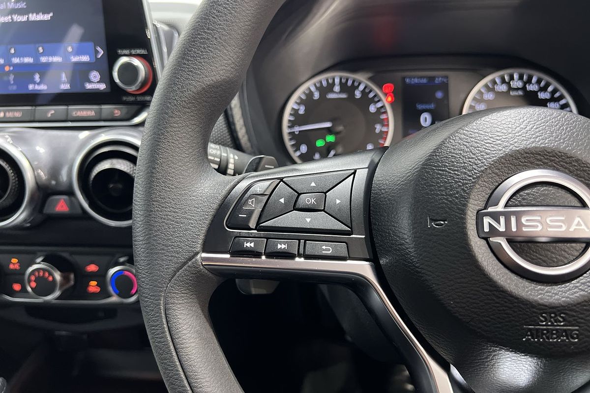 2023 Nissan JUKE ST F16