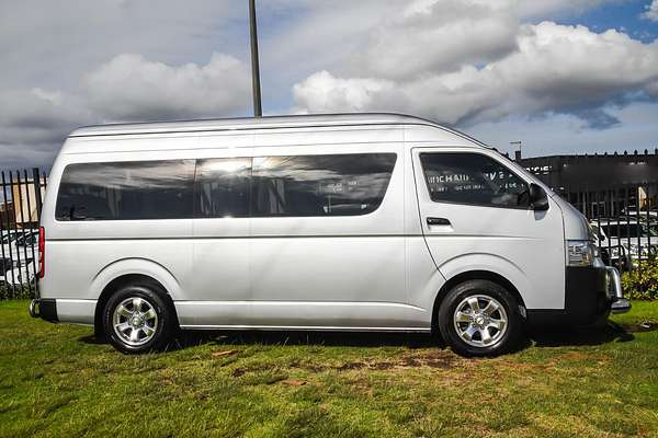 2017 Toyota Hiace Commuter TRH223R