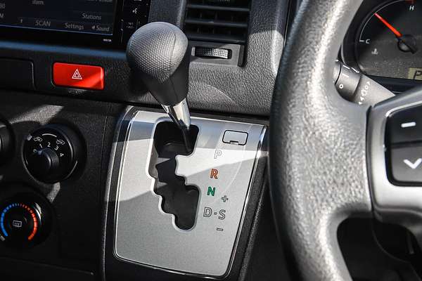 2017 Toyota Hiace Commuter TRH223R