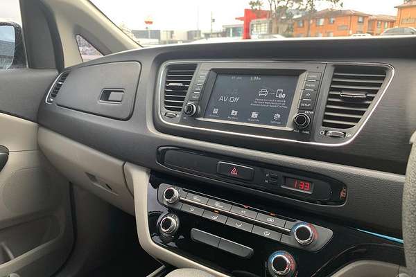 2019 Kia Carnival S YP