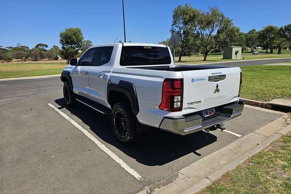 2024 Mitsubishi Triton GLS MV 4X4