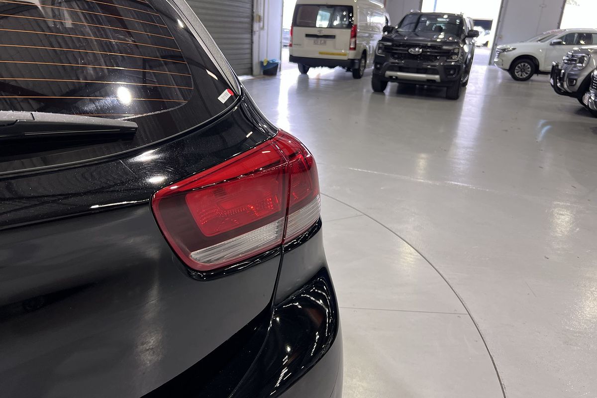 2018 Kia Rio S YB
