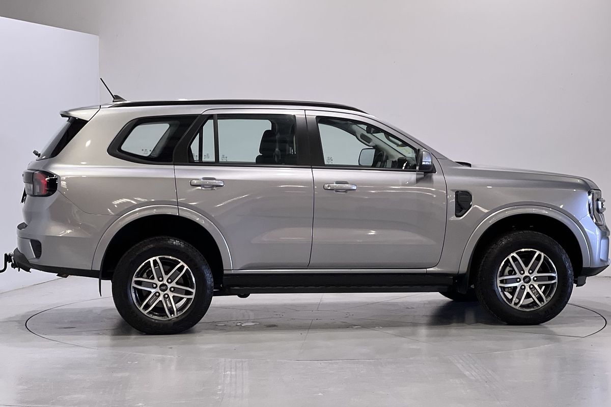 2024 Ford Everest Ambiente