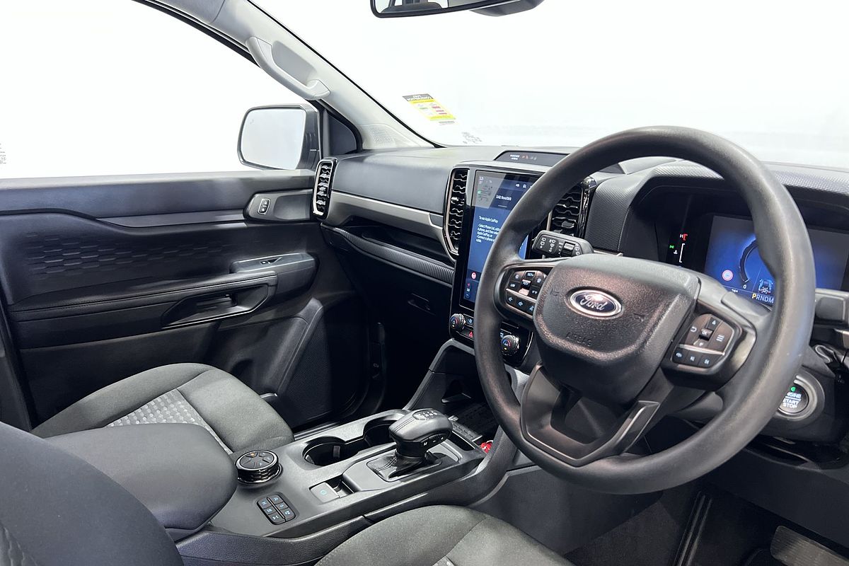 2024 Ford Everest Ambiente