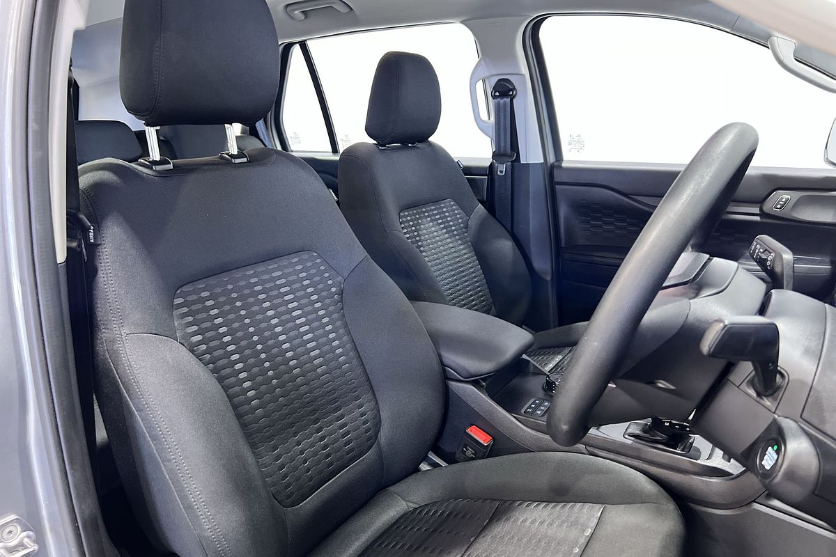 2024 Ford Everest Ambiente