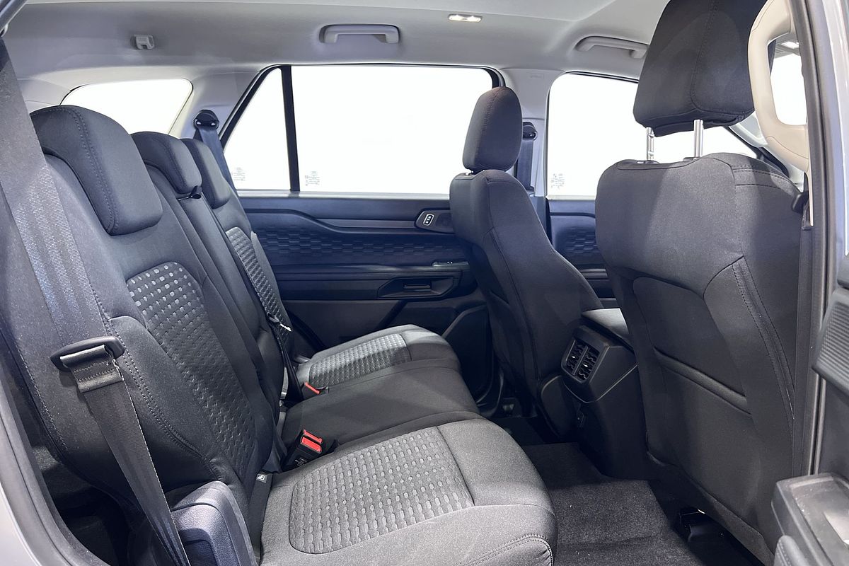 2024 Ford Everest Ambiente