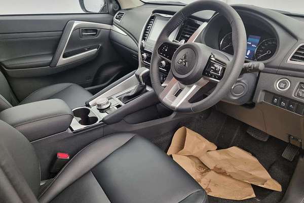 2024 Mitsubishi Pajero Sport GLS QG