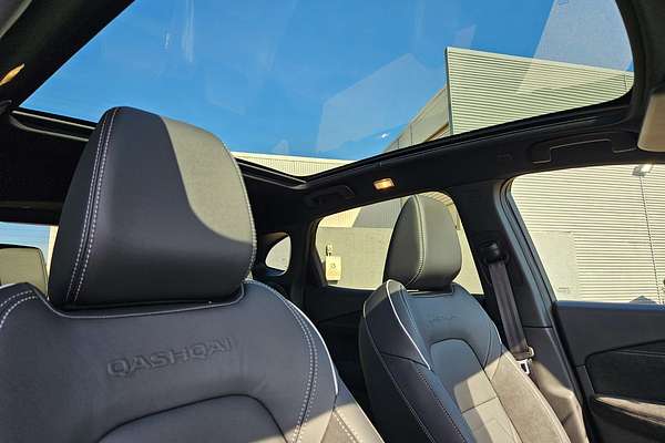2025 Nissan QASHQAI N-DESIGN e-POWER J12